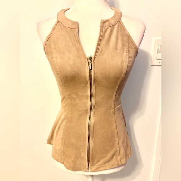 Guess Tops - Beautiful Faux Suede Zipper Front Guess Top